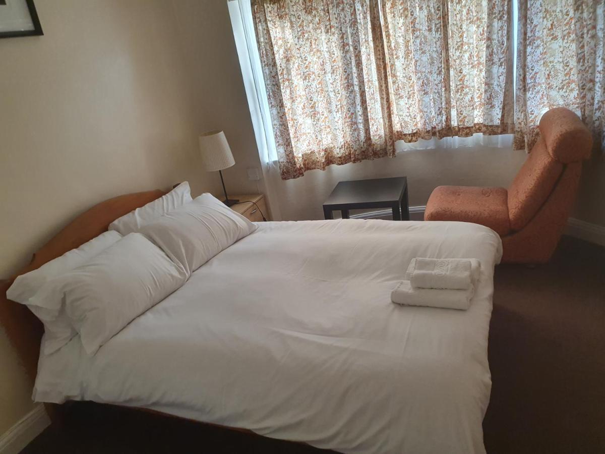הוילה לונדון Elegant House 10 Minutes Walk To Wembley Stadium מראה חיצוני תמונה